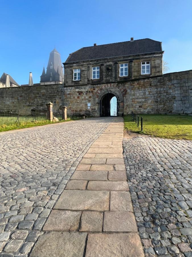 "An Der Alten Muehle 1" Fewo 120 Qm, Zwei Grosse Schlafzimmer, Suedbalkon, Gartenterrasse & Wallbox باد بينثيم المظهر الخارجي الصورة